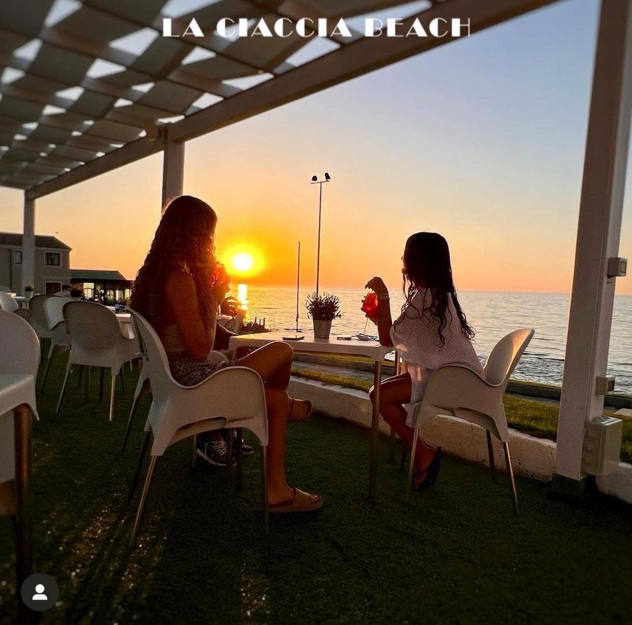 فاليدوريا Appartamenti Abbaidda المظهر الخارجي الصورة